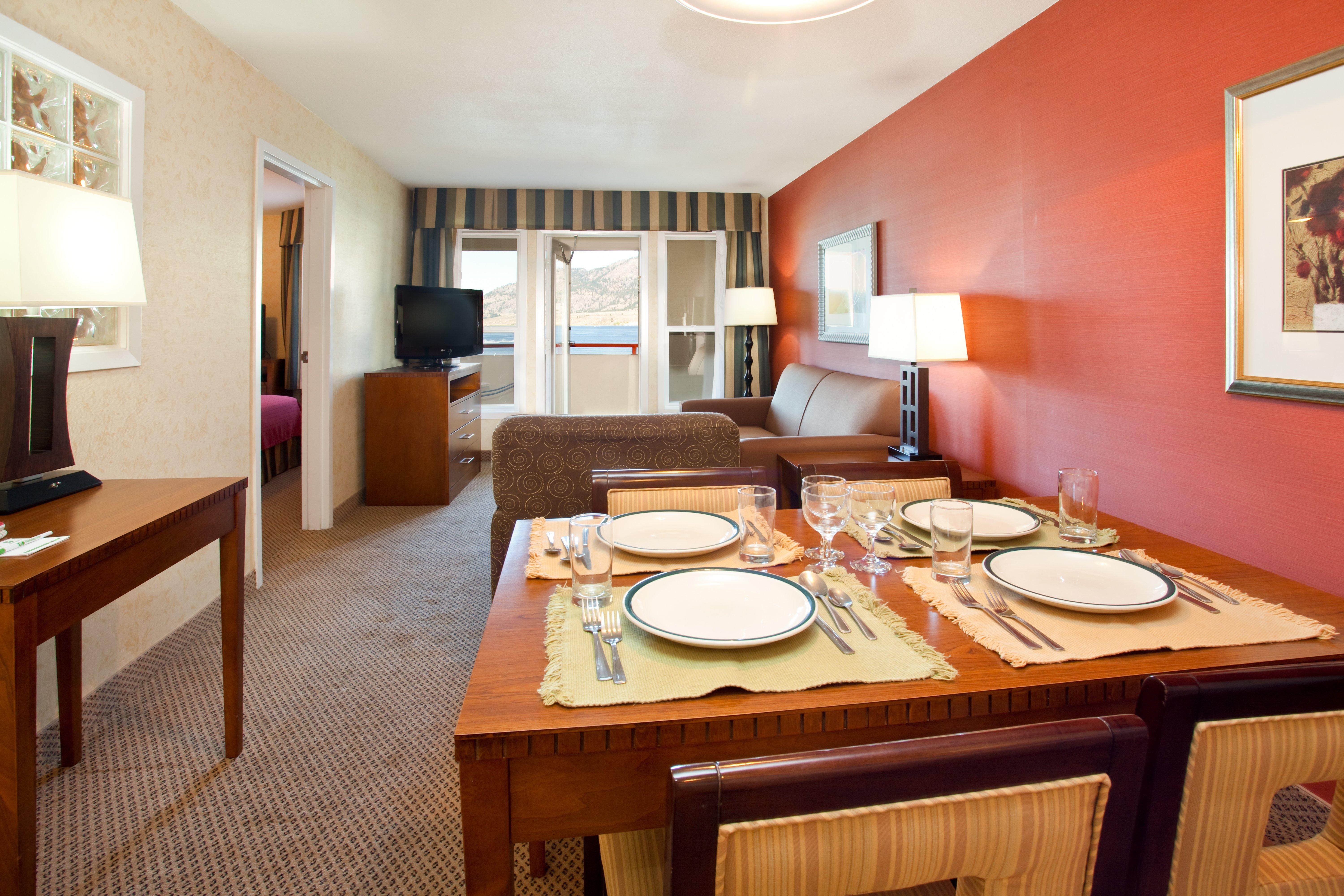 Holiday Inn Hotel & Suites Osoyoos By Ihg Ruang foto