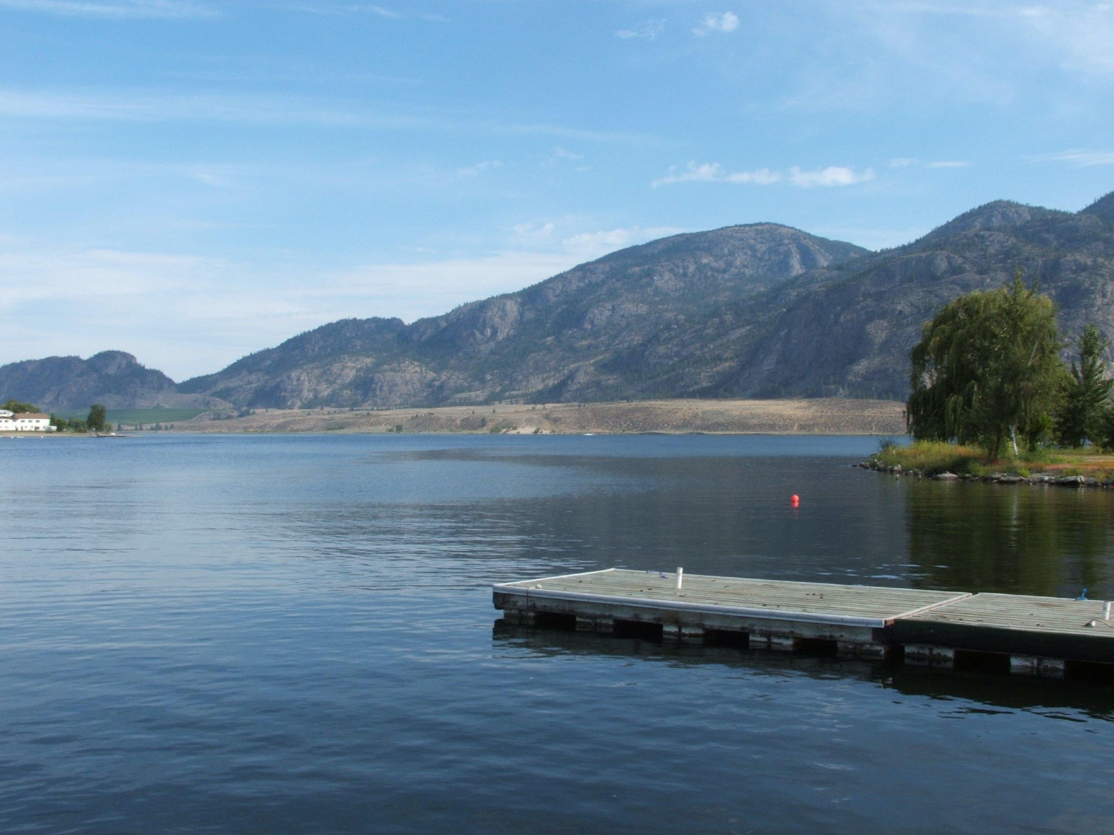 Holiday Inn Hotel & Suites Osoyoos By Ihg Bagian luar foto