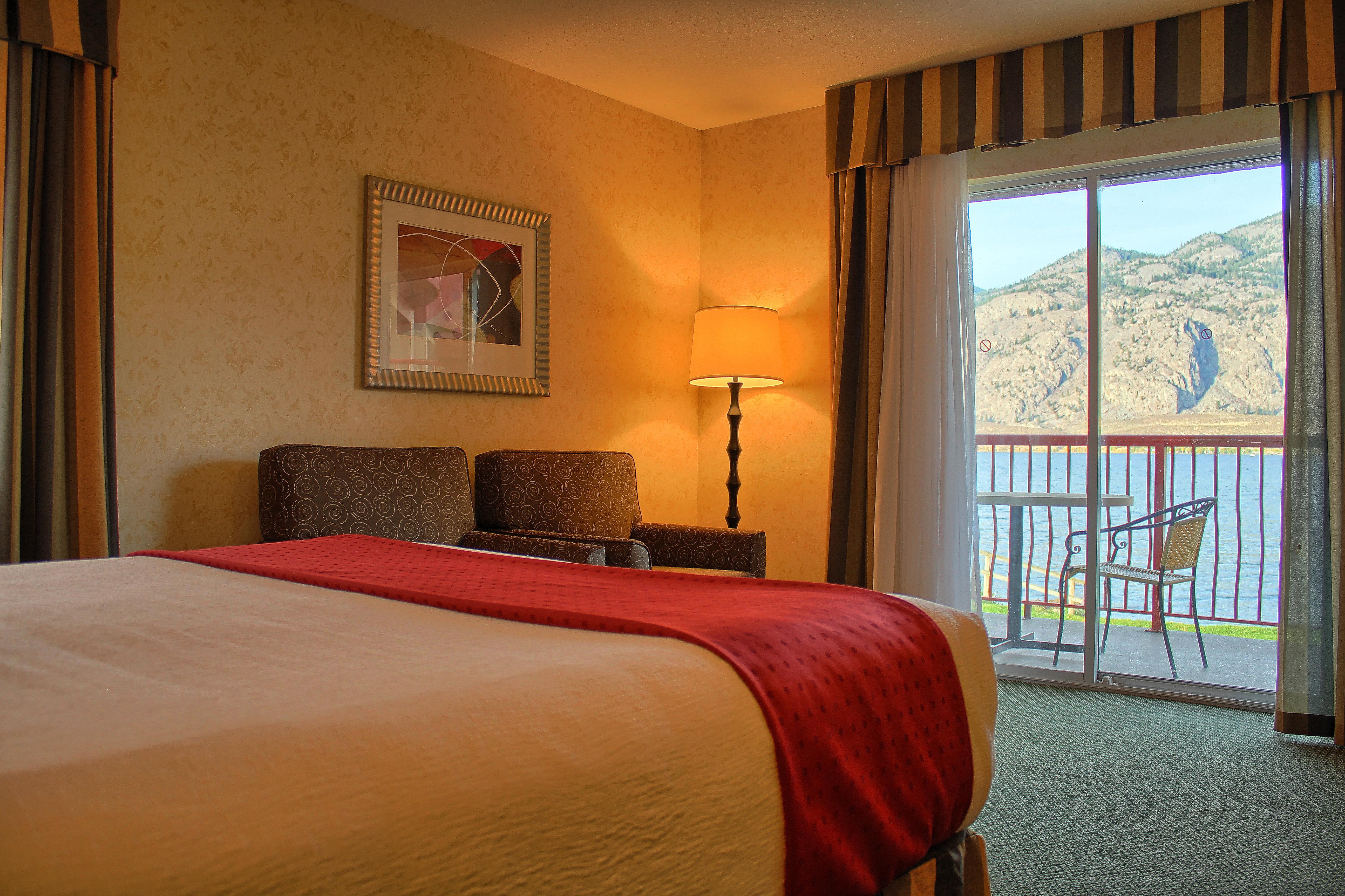 Holiday Inn Hotel & Suites Osoyoos By Ihg Bagian luar foto
