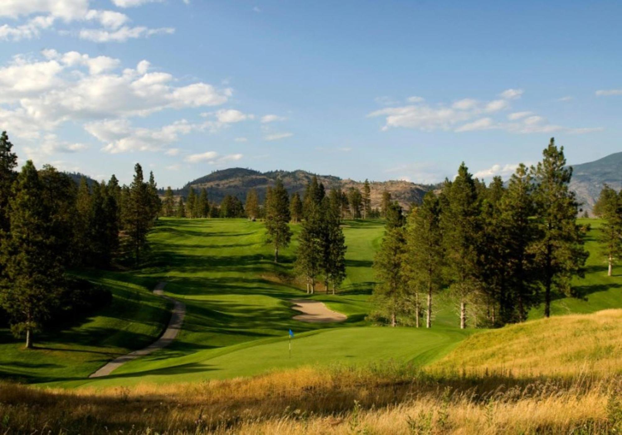 Holiday Inn Hotel & Suites Osoyoos By Ihg Bagian luar foto